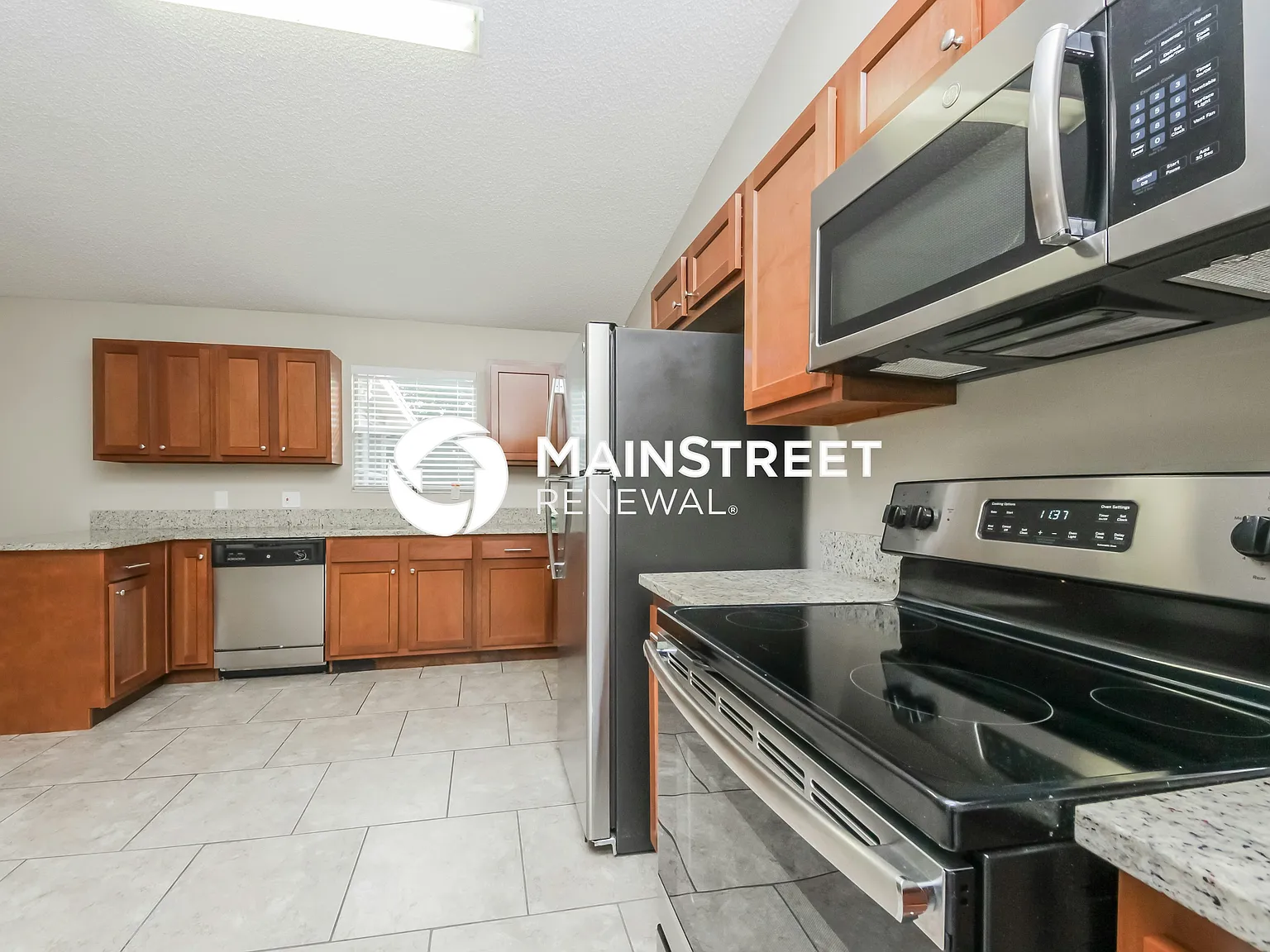 1506 Kaylor Ct NE — Photo 4