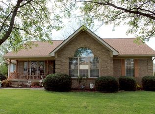 660 Dublin Cir, Louisville, KY 40229
