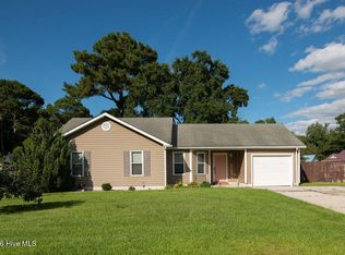 2624 Brookfield Dr, Midway Park, NC 28544