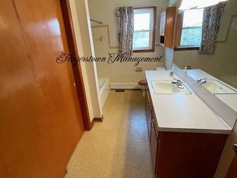 13720 Poplar Grove Rd — Photo 9