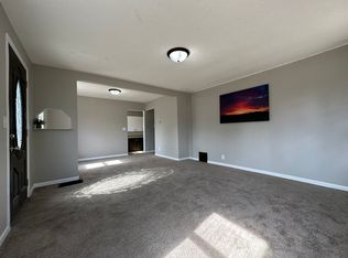 535 3rd St, Evansdale, IA 50707