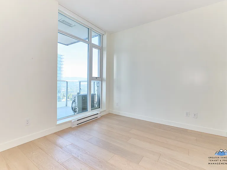 6588 Nelson Ave — Photo 11