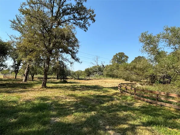 1014 Baker Rd, Rosenberg, TX 77471