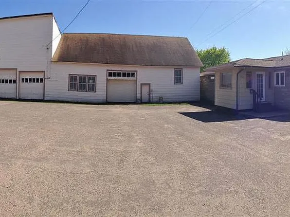 444 Hancock Ave, Hancock, MI 49930
