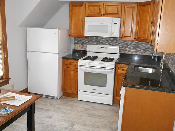 Eat in Kitchen