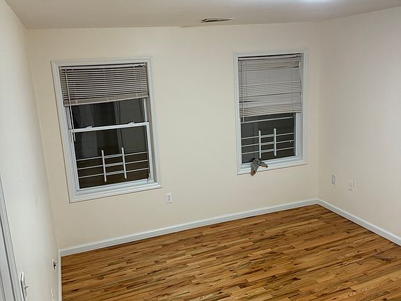5th image of 14 12th Ave #1-2