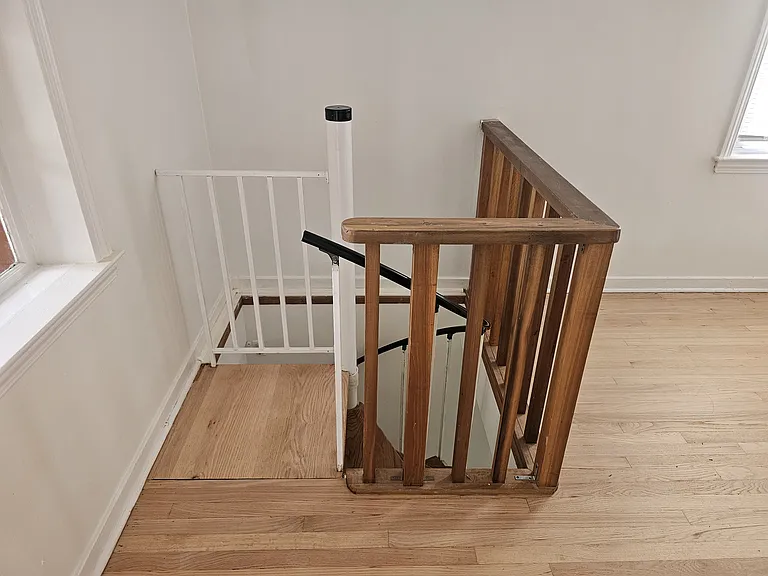 9013 La Crosse Ave #1B — Photo 10
