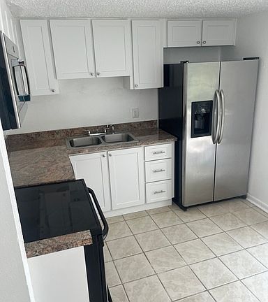 5th image of 3225 N 47th St