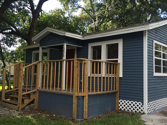 2nd image of 1006 E Holland Ave