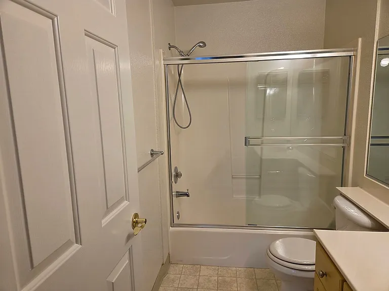 252 Lansing Way — Photo 19