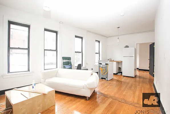 Rented by Jonis Realty | media 20