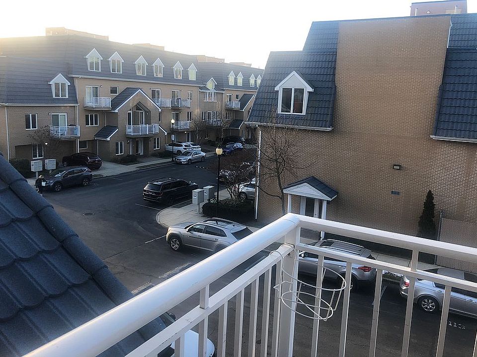 2nd image of 1948 Bergen Ave #3C