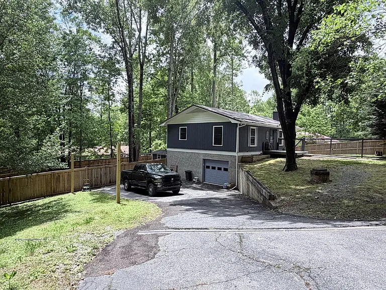 602 Beechwood Lakes Dr — Photo 56