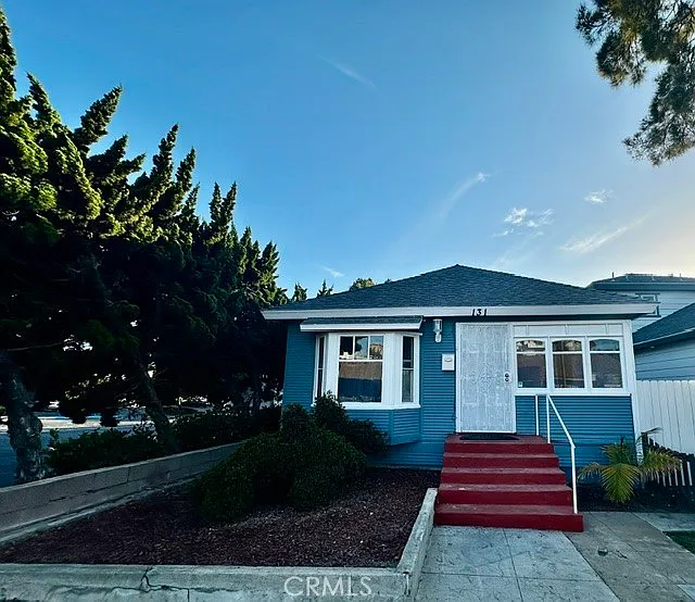 131 N Pacific Coast Hwy — Photo 1