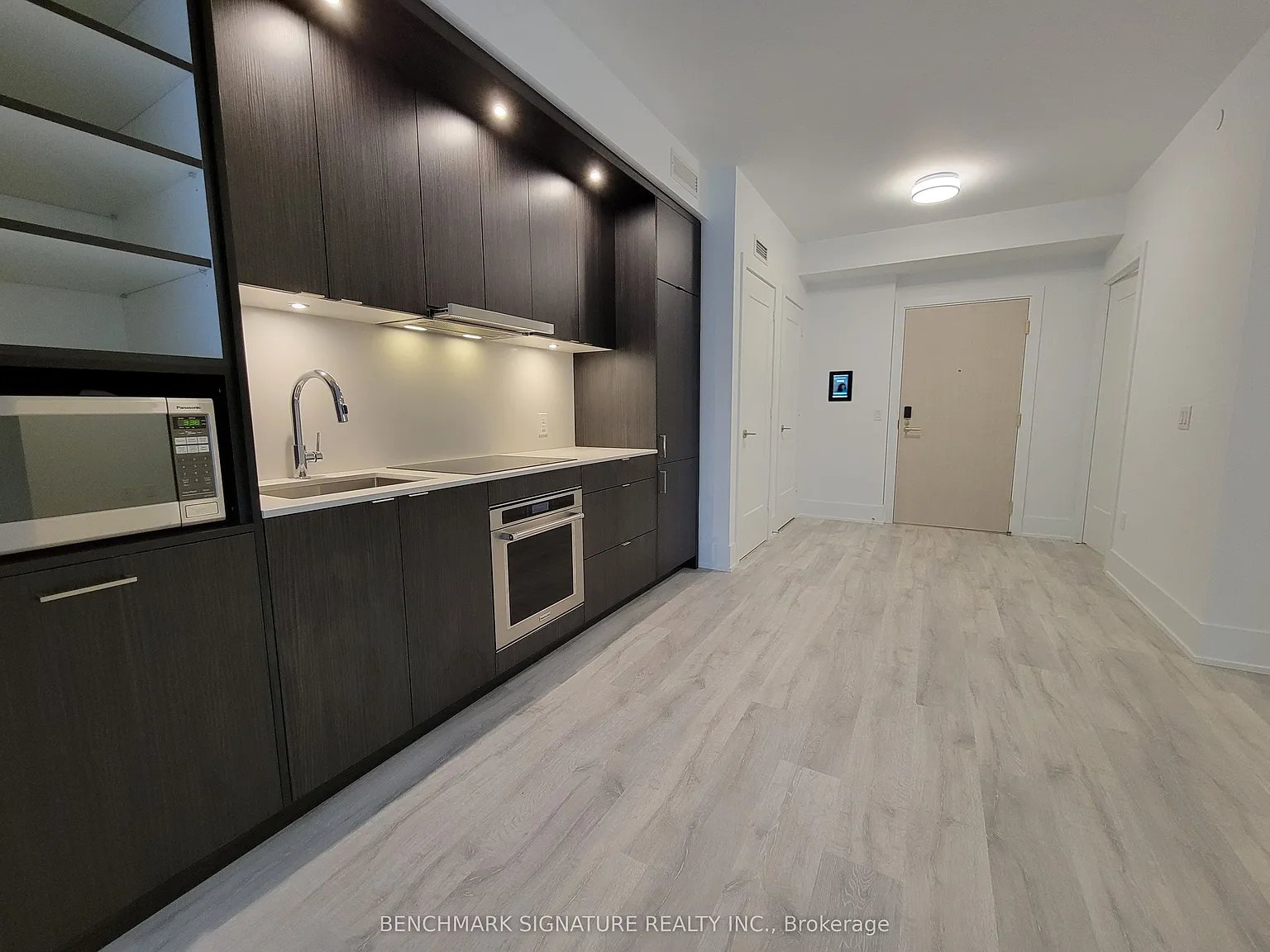 2 bed, $2,780 — Photo 4