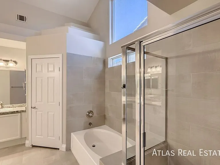 7824 White Grass Ave — Photo 17