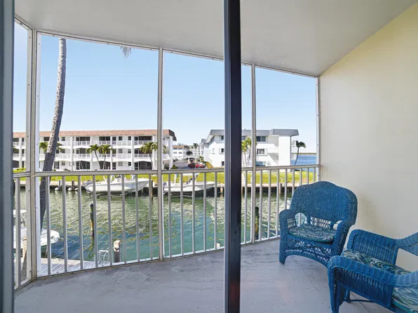 101 Doolen Court #207, North Palm Beach, FL 33408