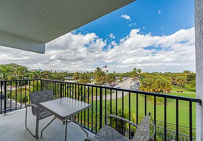 1700 Ocean Dr #302V — Photo 31