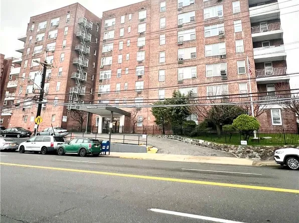 355 Bronx River Road #1N, Yonkers, NY 10704