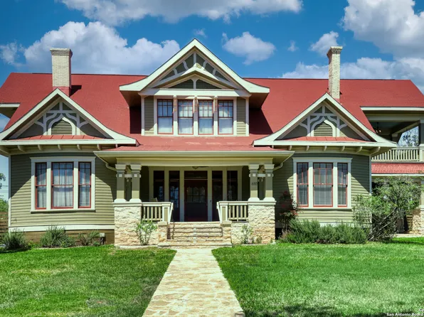 610 Second Street, Comfort, TX 78013