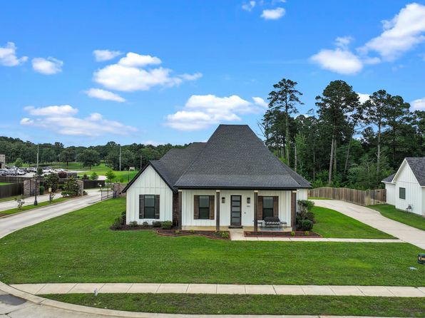 301 Rosedown Ln