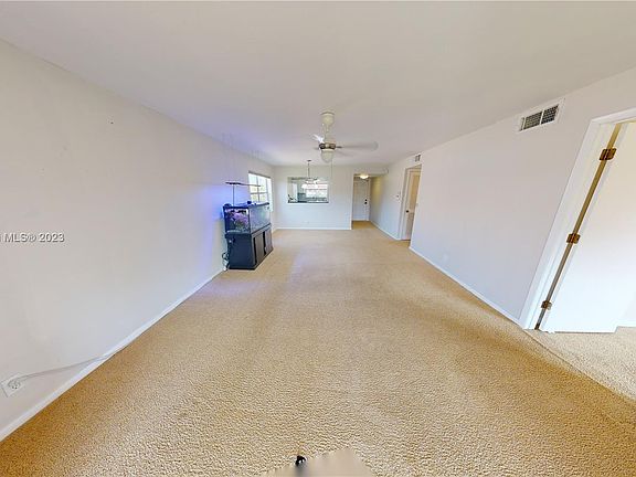 5th image of 9741 Sunrise Lakes Blvd APT 310