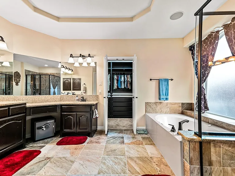 12467 Fallcreek Dr — Photo 11