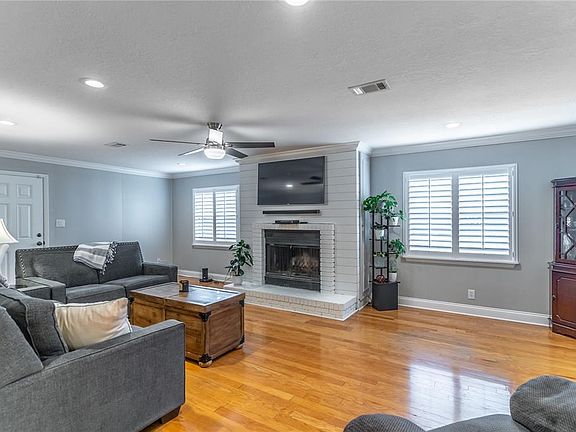 4th image of 103 Aldean Dr
