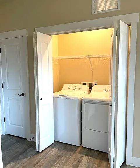 963SQFT Unit Laundry