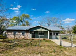 139 Griffin Ct, Fitzgerald, GA 31750