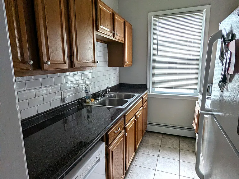 7 Hampden St #2A — Photo 3