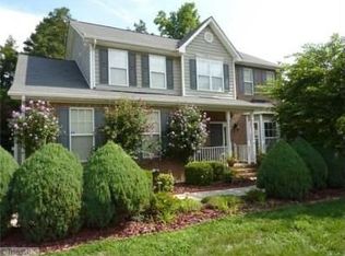 4361 Clovelly Dr, Greensboro, NC 27406