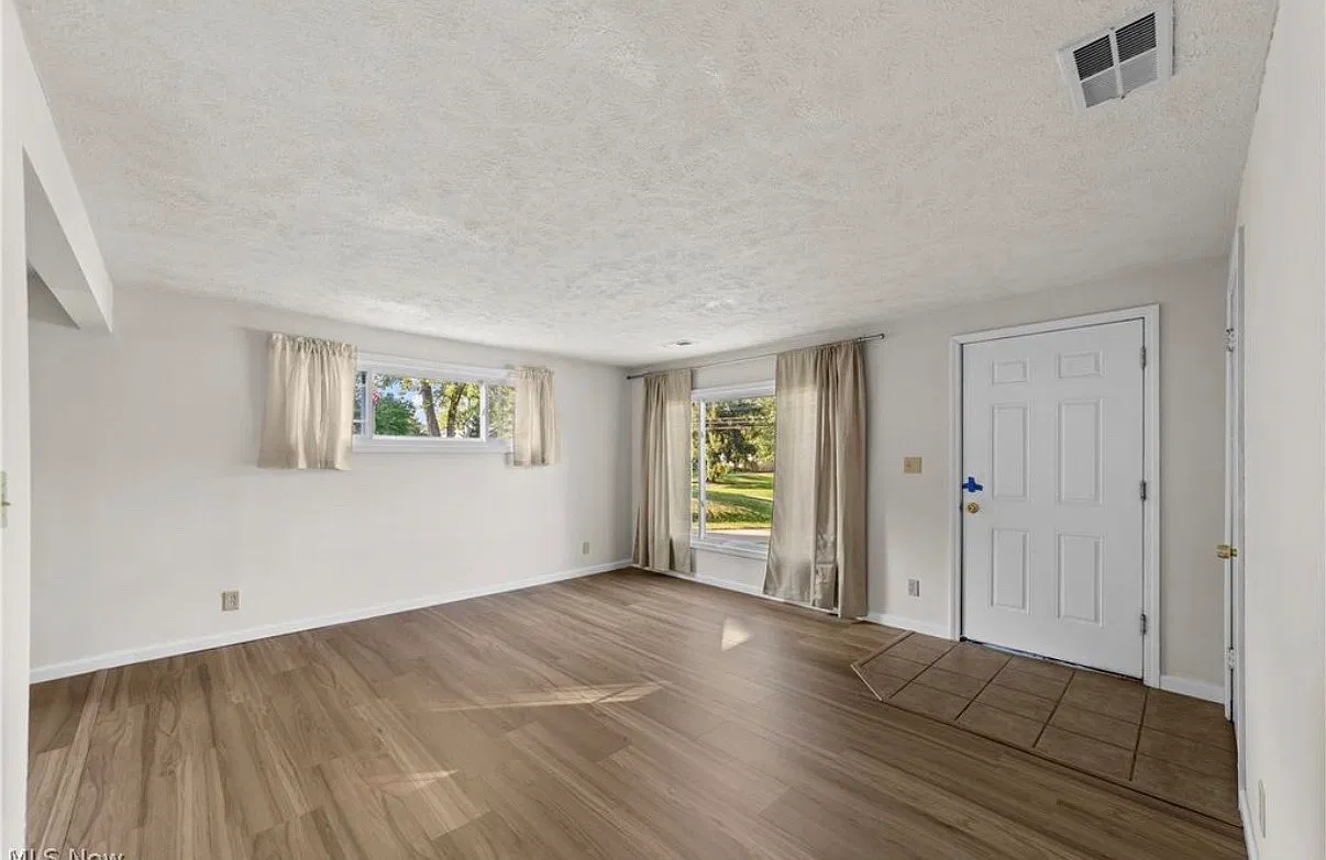 4 bed, 1520 sqft, $2,450 — Photo 4