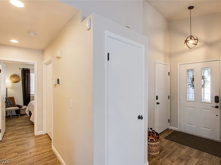 7413 Alpine Ridge St — Photo 6
