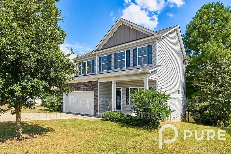 3 bed, 2.5 bath, 2003 sqft, $1,995 — Photo 2