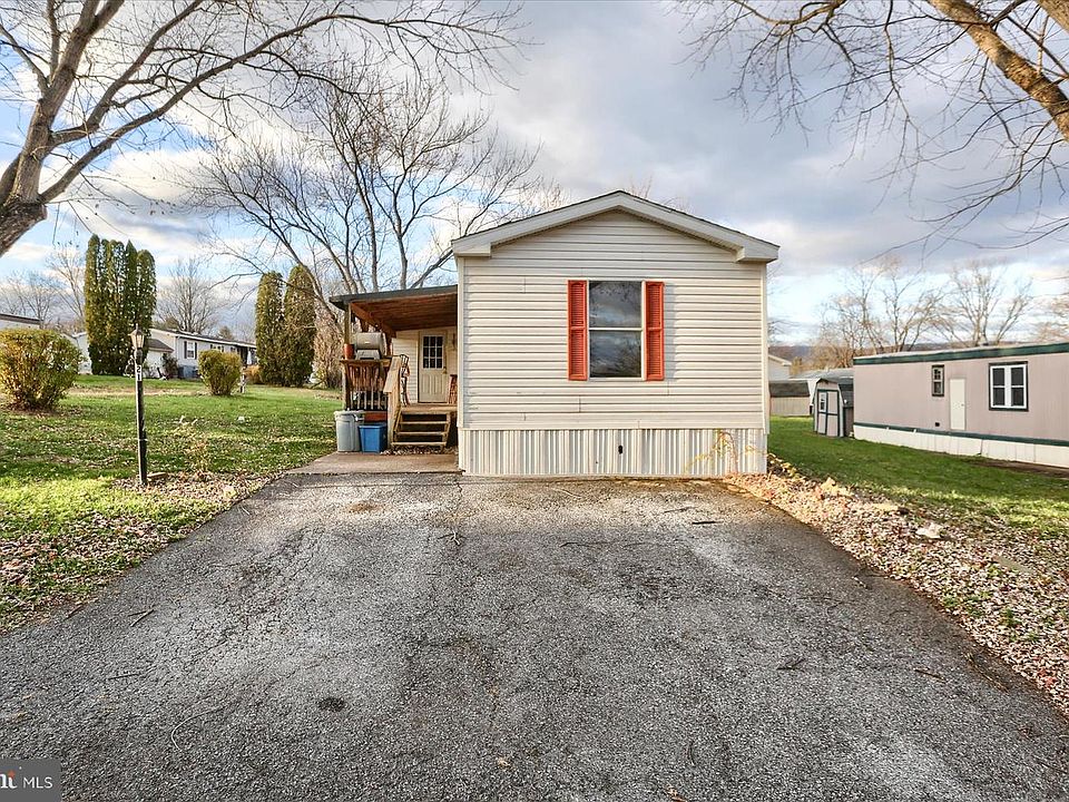 1st image of 21 Walnut Ln