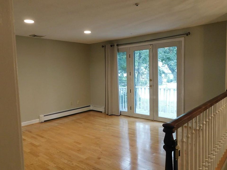 218 Titicut Rd, Raynham, MA 02767 Zillow