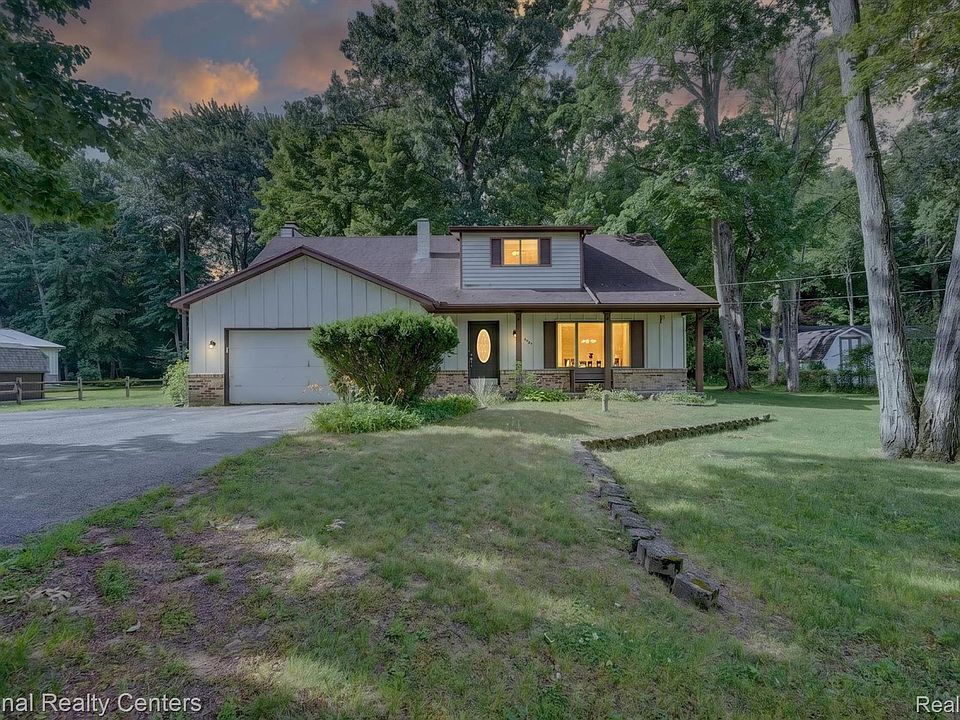 1st image of 3107 Dean Rd