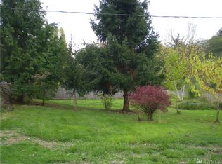 33 Alexander Rd, Raymond, WA 98577