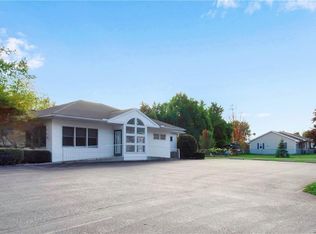 6040 Edward Ave, Newfane, NY