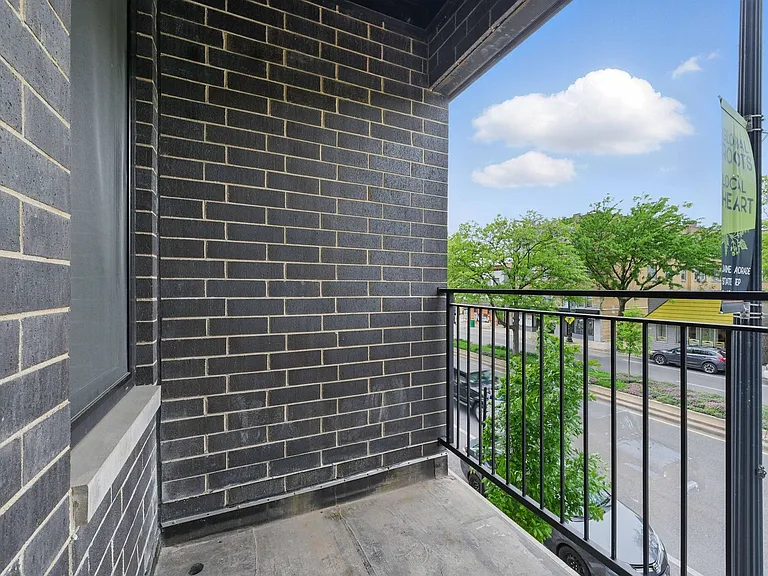 3043 W Irving Park Rd #305 — Photo 19