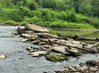 2237 Woodlake Rd, Stamping Ground, KY 40379
