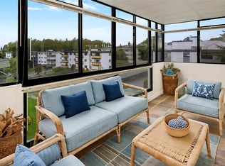 420 Linden Ave #506, Victoria, BC