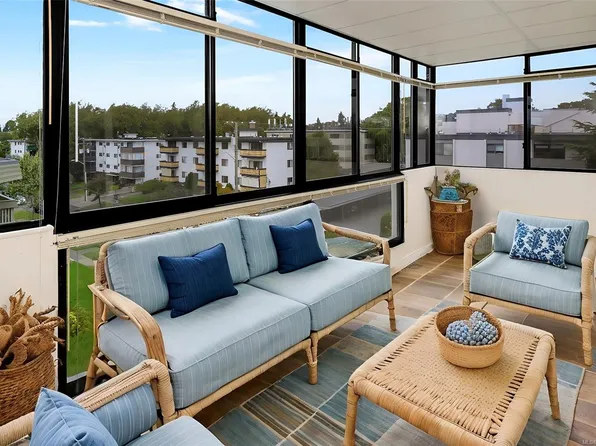 420 Linden Ave #506, Victoria, BC V8V 4G3