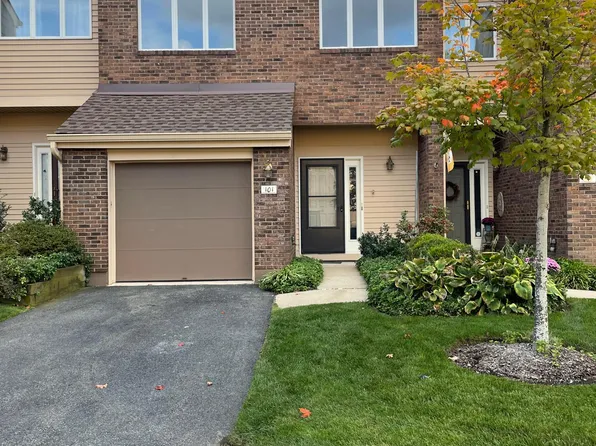 101 Greenwich Ct #H-5, Madison, NJ 07940