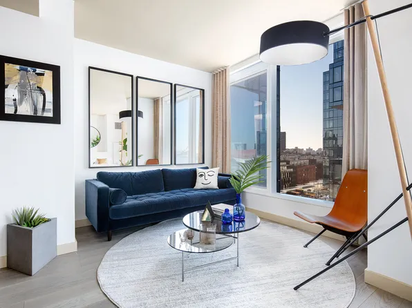 416 Kent Avenue image 3 of 28