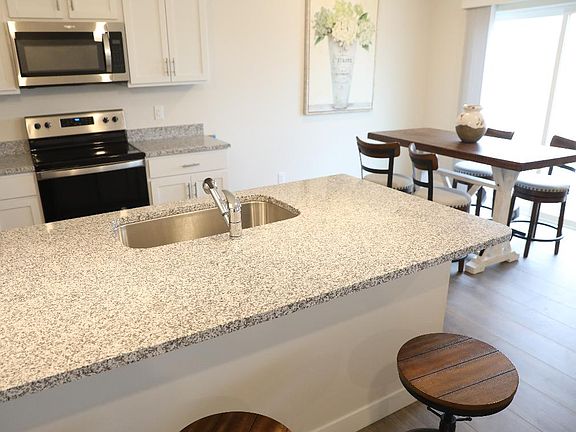 5th image of 3841 Tanglefoot Ln #3883