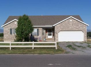 828 S Anna Ekins Memorial Ln, Genola, UT 84655