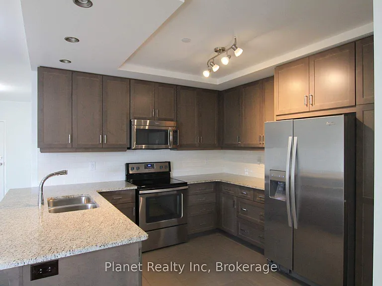 150 Wellington St E #312 — Photo 5