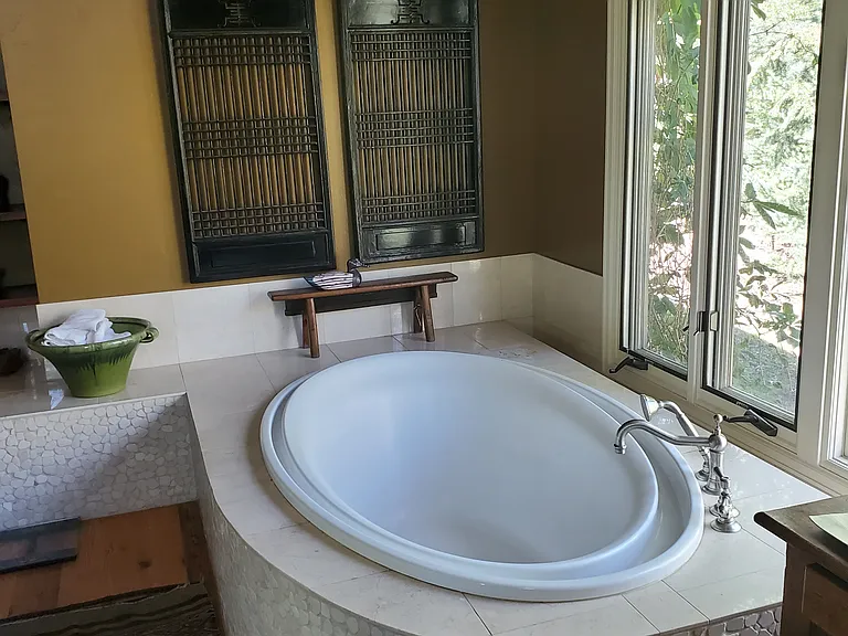 210 Valverdant Ct — Photo 12